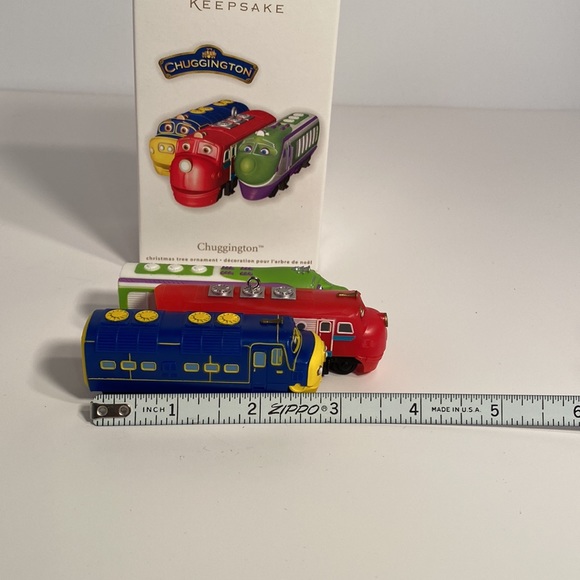 “Chuggington’ Hallmark Keepsake Christmas Ornament, 2012 - Picture 3 of 3